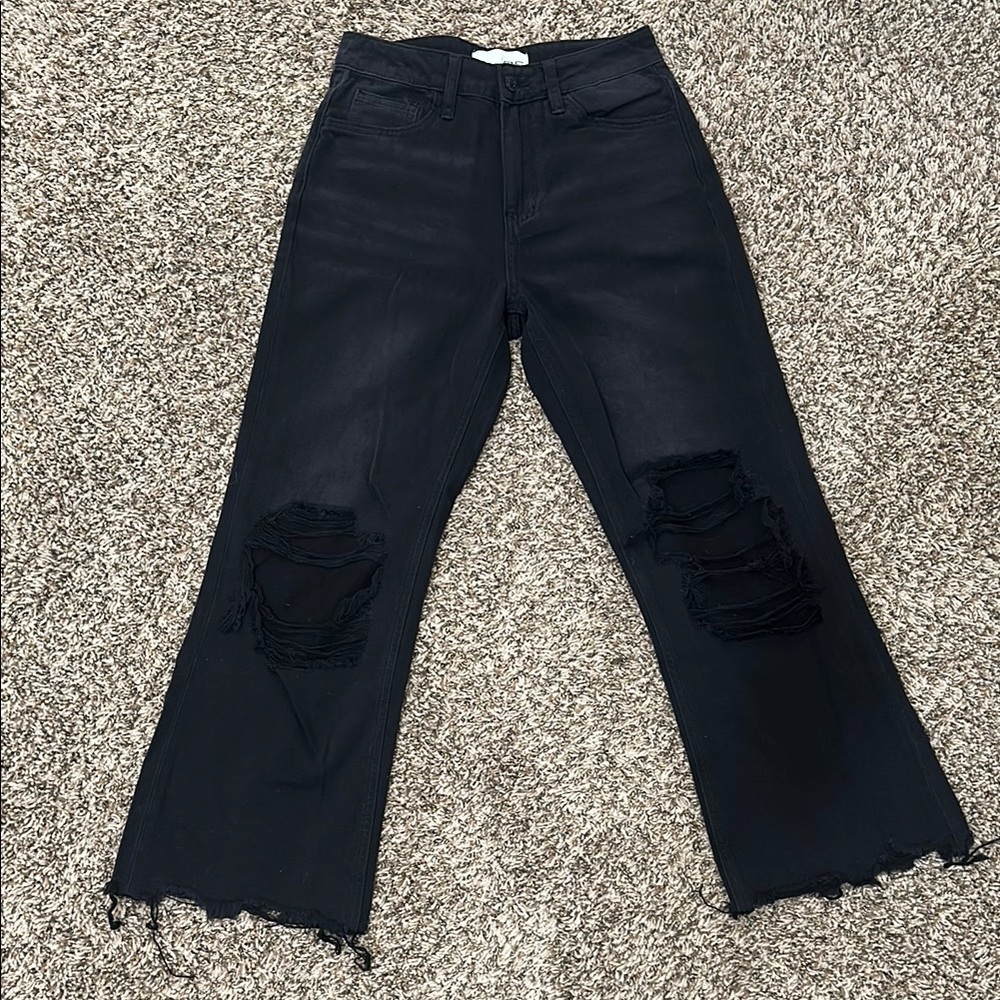 Women's Ververt Black Distressed Ankle Jeans